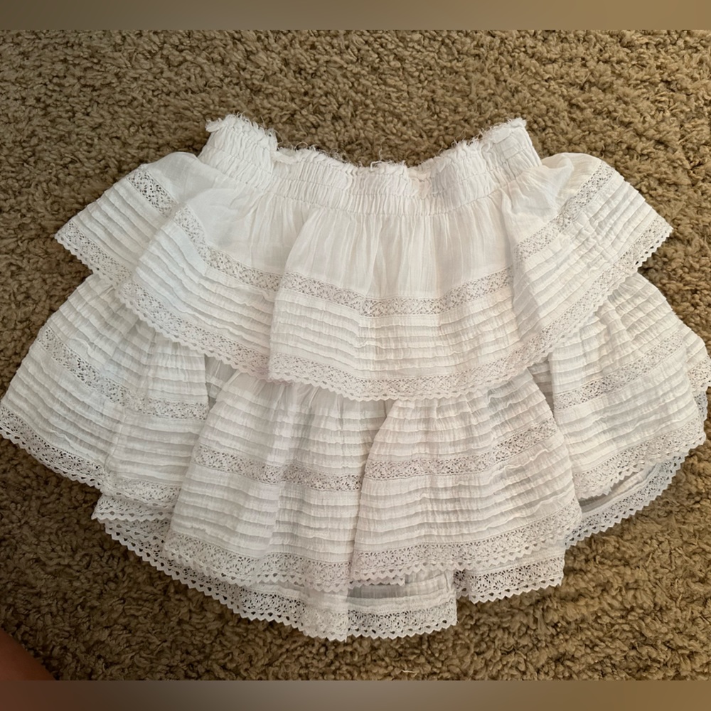 Aerie white skirt not sold online anymore, perfect condition, size small